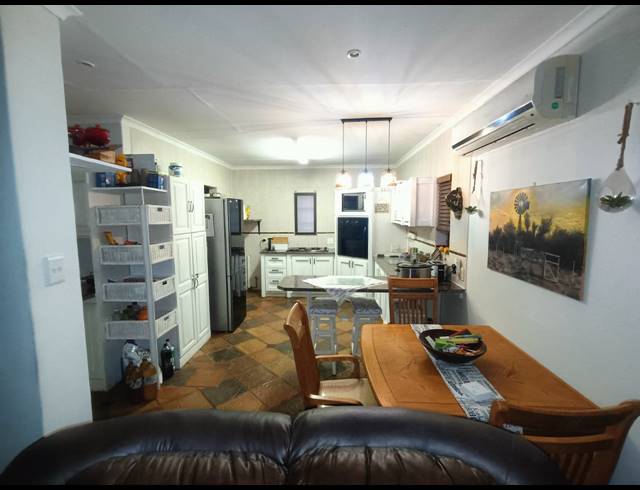 3 BEDROOM HOUSE FOR SALE IN SAFARI GARDENS